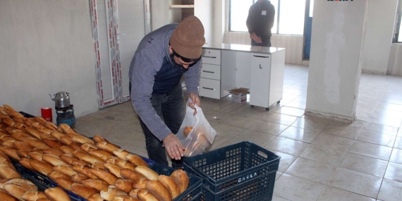 Ağrılı fırıncılar ekmek satışında kısıtlamalara başladı