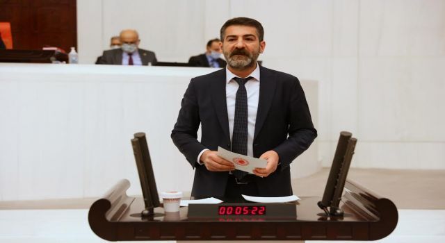 HDP milletvekili Murat Sarısaç, üniversite öğrencilerinin ulaşım sorununu meclis gündemine taşıdı - van milletvekili sarisac turistik mahallenin yolu neden yok 1634669301