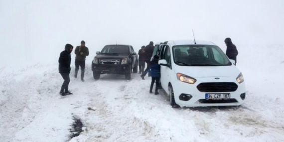 Muş’ta tipi felaketi; 30 kişi kurtarıldı