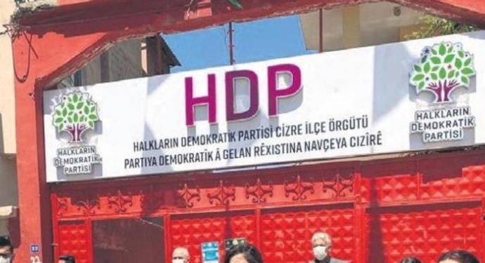 HDP İlçe Binasına polis baskını