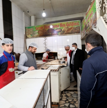 Van'da pide salonları denetlendi