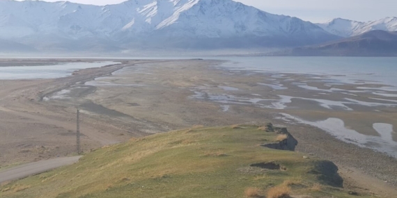 Jîngehparêz Hişyarî Didin ku Paşvekişîna Avên Behra Wanê Didome