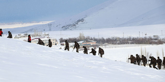 Van’da çığ felaketlerine karşı eğitim verildi