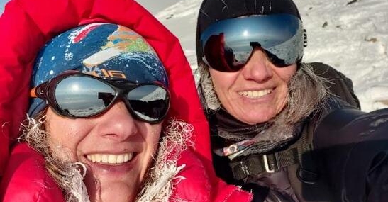 Dağcı kadınlar -40 derecede Ağrı Dağı’nda zirve yaptı