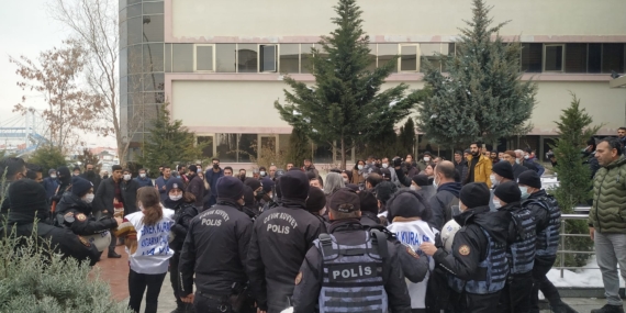 Van’da gözaltına alınan sağlık çalışanları serbest bırakıldı