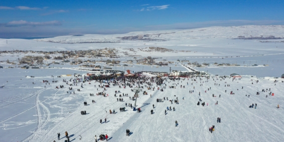 Van’da kayak festivalinde yol işkencesi