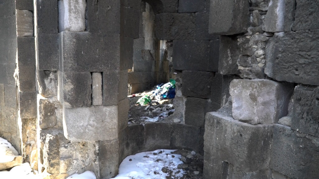 Ermenilere ait Ardzvaper Manastırı yok olmanın eşiğinde - aRDZVAPER 2