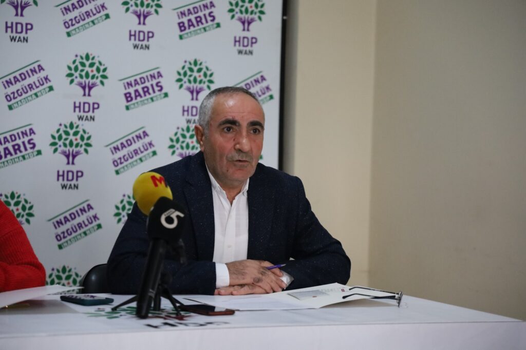 HDP: VASKİ 55 bin yurttaşı icraya verdi - fikret Dogan