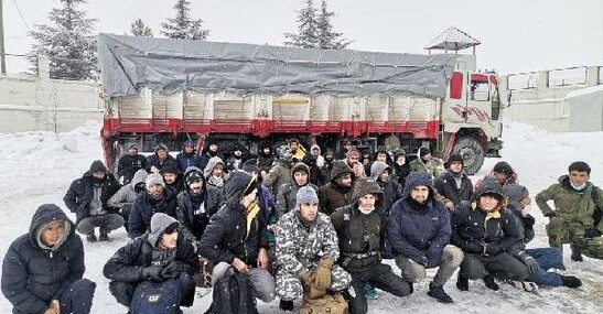 20 bin göçmen sınır dışı edildi