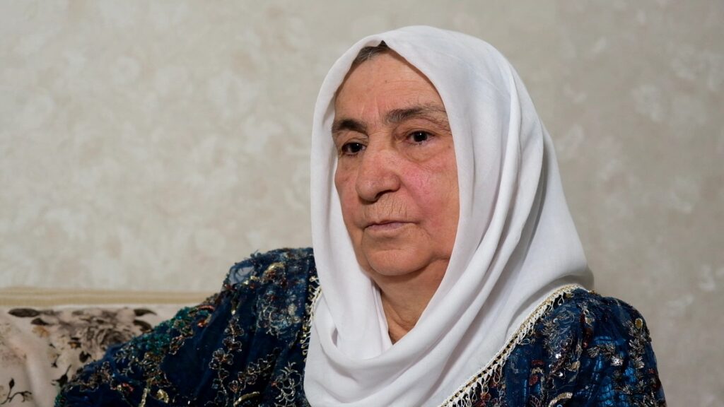 98 Van Newroz’unun sembol ismi Hanım Berge: ‘Newroz bizim için bir tutukudur’ - Hanim Berge 1