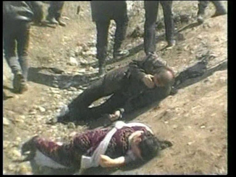 Sembola Newroza 98'an Berge: Newroz xeyala Kurdan e - foto9