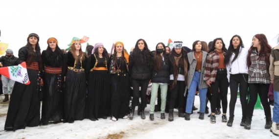  Yüksekova’da Newroz büyük bir coşku  ile başladı