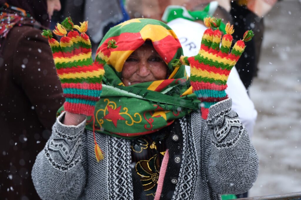 Van Newroz alanına akın ediyor - van Newrozzz