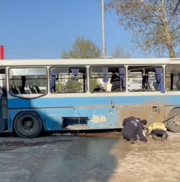 Li hemberî wesayîta gardiyanan êrişGardiyanek mir