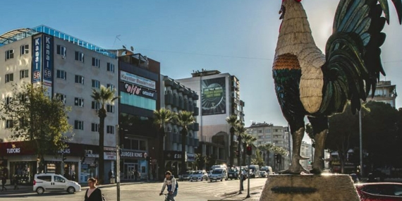 Li hemberî malbateke Kurd êrîşa nijadperest