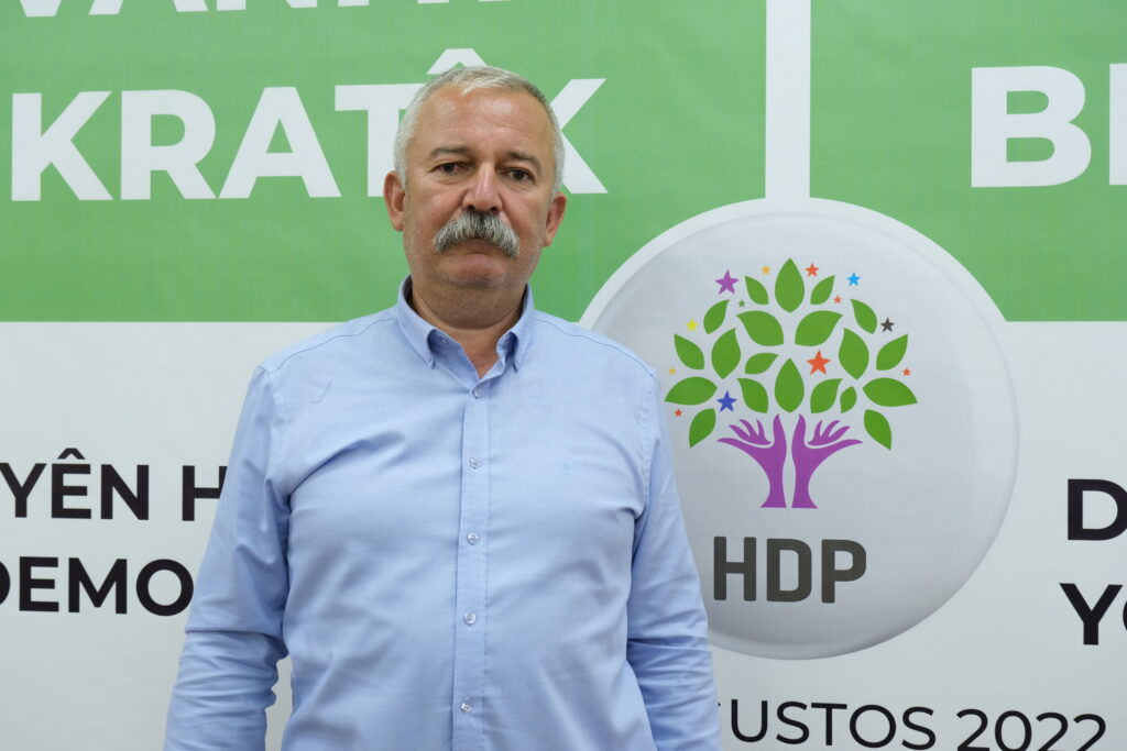HDP’den koyun dağıtma projesine tepki: Bunlar seçim vaatleri - Mv. Ridvan Turan