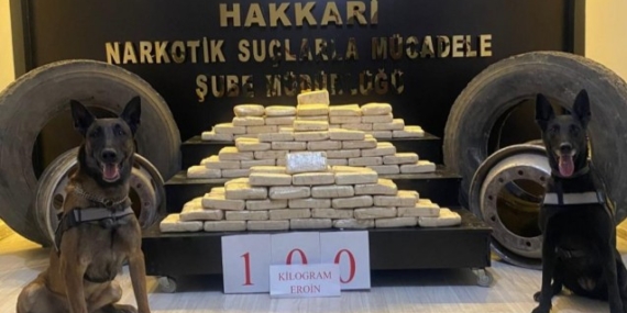 Van’da bir araçta 100 kg eroin ele geçirildi