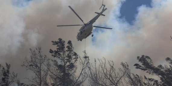 Marmaris’teki yangına müdahale eden helikopter düştü: 1 ölü 4 yaralı