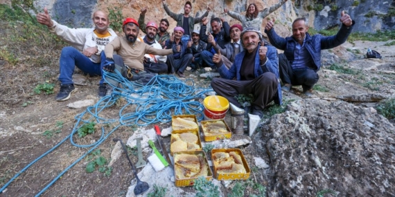 El değmemiş ‘Kaya Balı’ için kolları sıvadılar