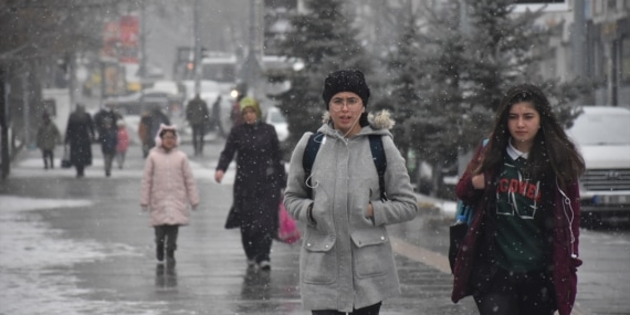 Ardahan ve Kars’ta kar yağışı