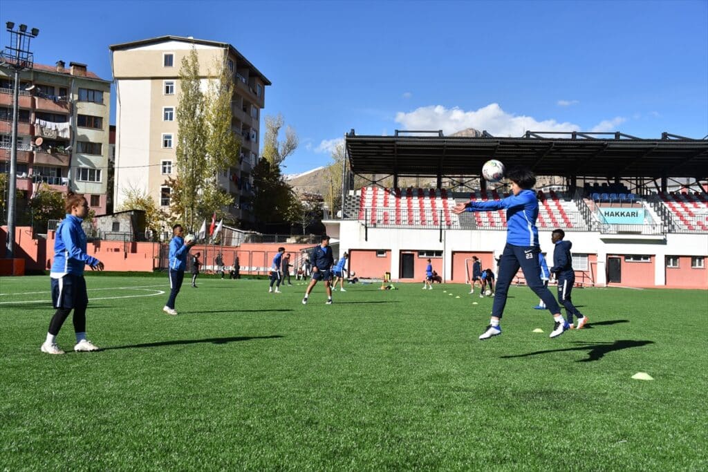 Armanca Tîma Jinan a Hakkarîgucu şampiyoniye - Armanca Tima Jinan a Hakkarigucu sampiyoniye 6