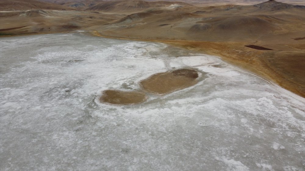 Van’daki Tuz Gölü tamamen kurudu - van tuz golu kurudu1