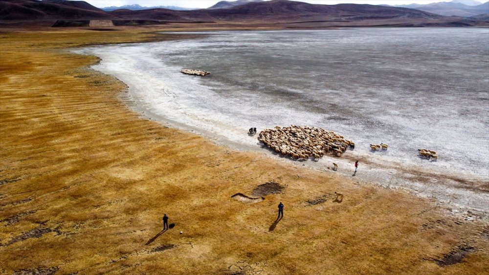 Van’daki Tuz Gölü tamamen kurudu - van tuz golu kurudu2