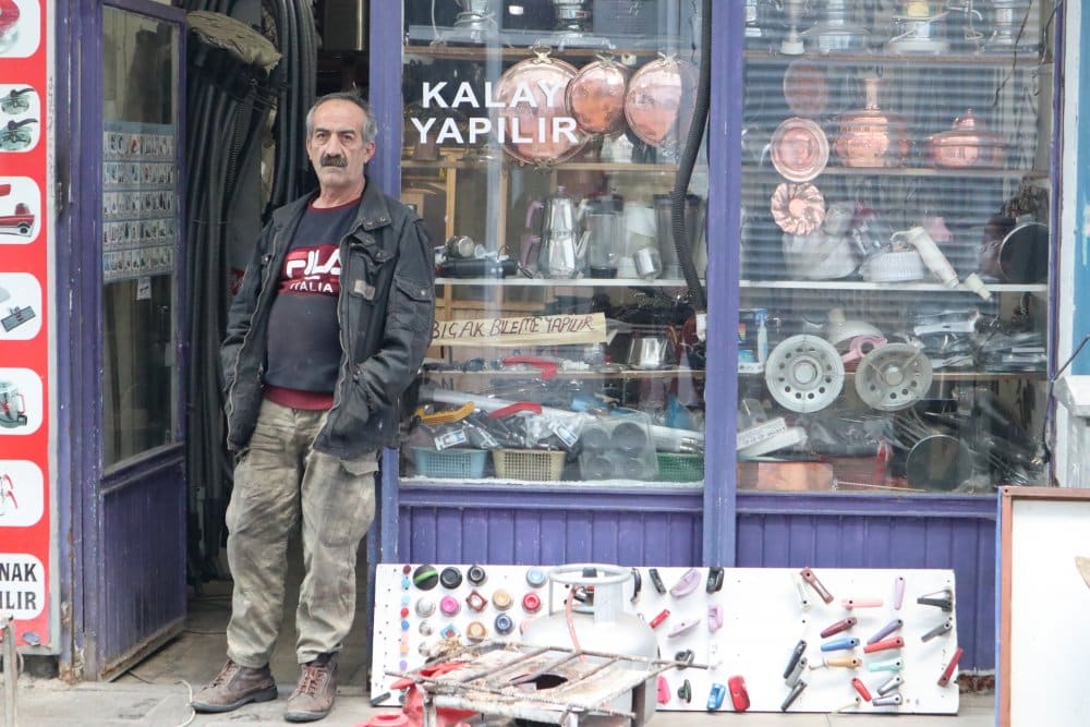 Binlerce yıllık kadim bir meslek: Kalaycılık - Binlerce yillik kadim bir meslek Kalaycilik 1