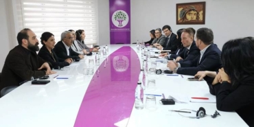 Heyeta Partiya SPD’ê ya çû serdana HDP’ê