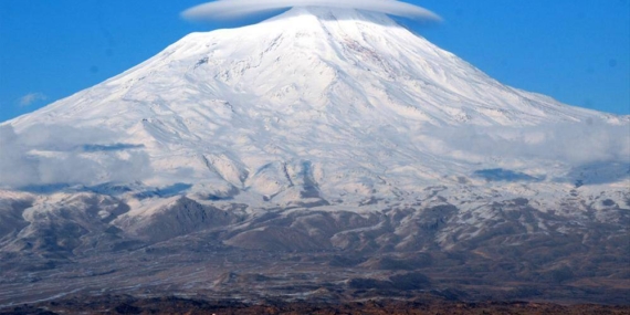 Ağrılı gazeteciler bölgede seçim tahmini yürüttü