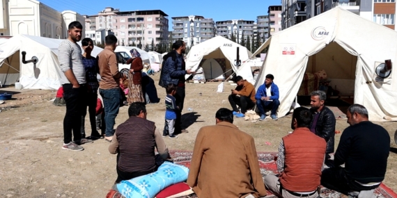 Domên li Semsûrê: Em berê nîvkoçer bûn lê niha em yêkser bûne koçer