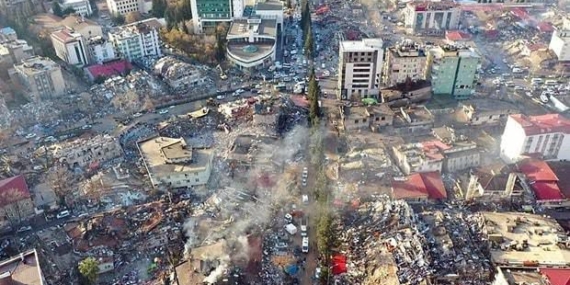 Ekonomist Prof. Dr. Durmuş ‘depremin ekonomiye yansımalarına’ dikkat çekti