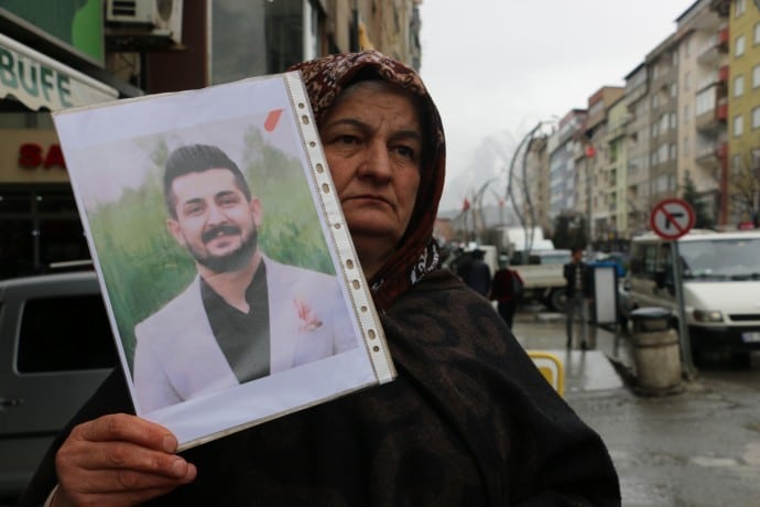 Hakkari’de kanlı biten olayda ailelerden ‘adil’ yargılama çağrısı - hakkari adalet nobeti baslatildi3