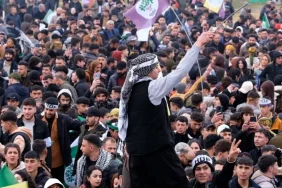 van-newroz-atse-harlama-4-1140x570