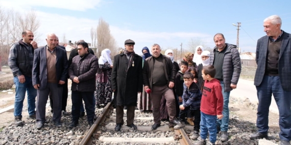 İskele Mahallesi sakinlerinden yetkililere çözüm çağrısı