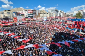 Kemal Kılıçdaroglu’nun Van mitingi başladı