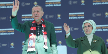 Serokkomar Erdogan li Wanê axivî 85 milyon welatî di dîrokê de heyama herî ewle jiyan dikin