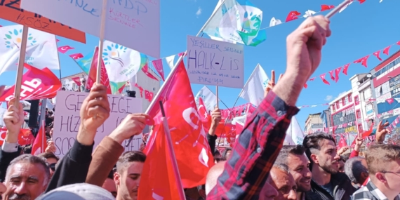 CHP’nin Van mitingine Yeşil Sol Parti seçmeni damgasını vurdu