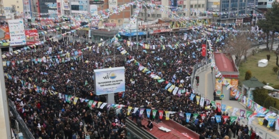 Van Yeşil Sol’un final mitingine hazır