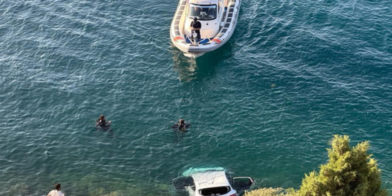 Gevaş’ta trafik kazası: Van Gölü’ne uçan otomobildeki iki kişi hayatını kaybetti