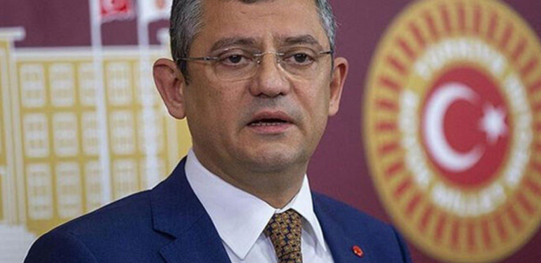 özgür özel