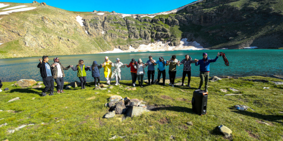 Doğaseverler Norduz Yaylası ve Çalyan Gölü’nü gezdi