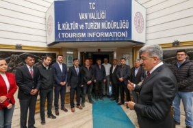 van kültür ve turizm bakanı komplo