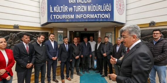 Van İl Kültür ve Turizm Müdürüne, AKP’li vekil komplo mu kurdu?