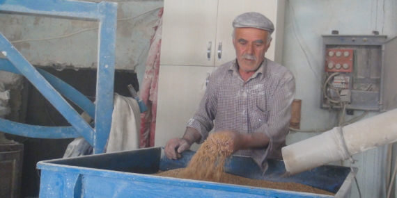 Hamallıktan biriktirdiği parayla değirmen aldı: 40 yıllık emek