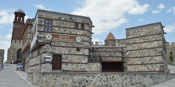 Erzurum Kültür ve Sanat Evi açıldı