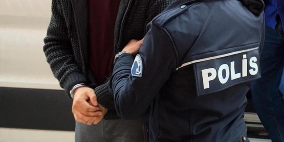 Van’da göçmen kaçakçısı 2 kişi tutuklandı