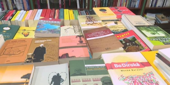 Qeyrana aborî tesîrek neyînî li ser firotina pirtûkên Kurdî kiriye
