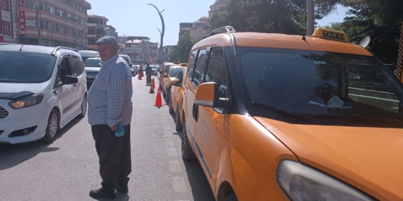 Van’da taksi ücretlerine yapılan zam akaryakıt zamlarının gölgesinde kaldı