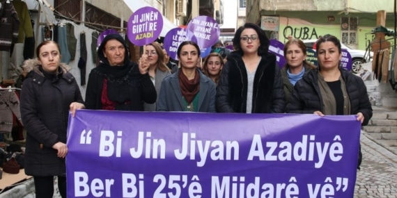 Hakkari’de kadınlar seslendi: ‘Jin Jiyan Azadi’ felsefesiyle yürüyoruz